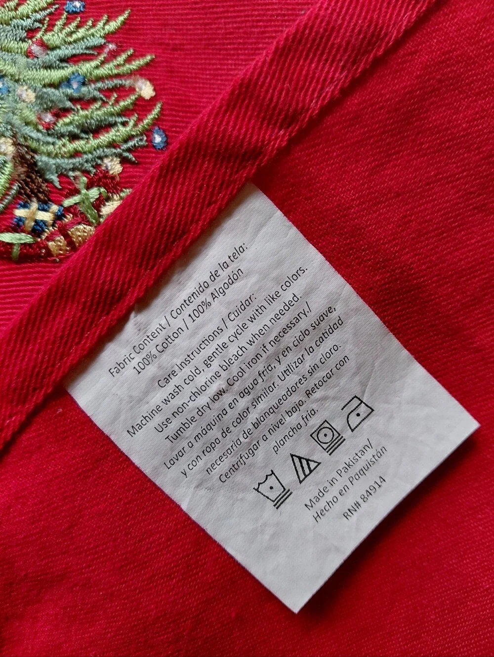 RED CHRISTMAS NAPKINS
